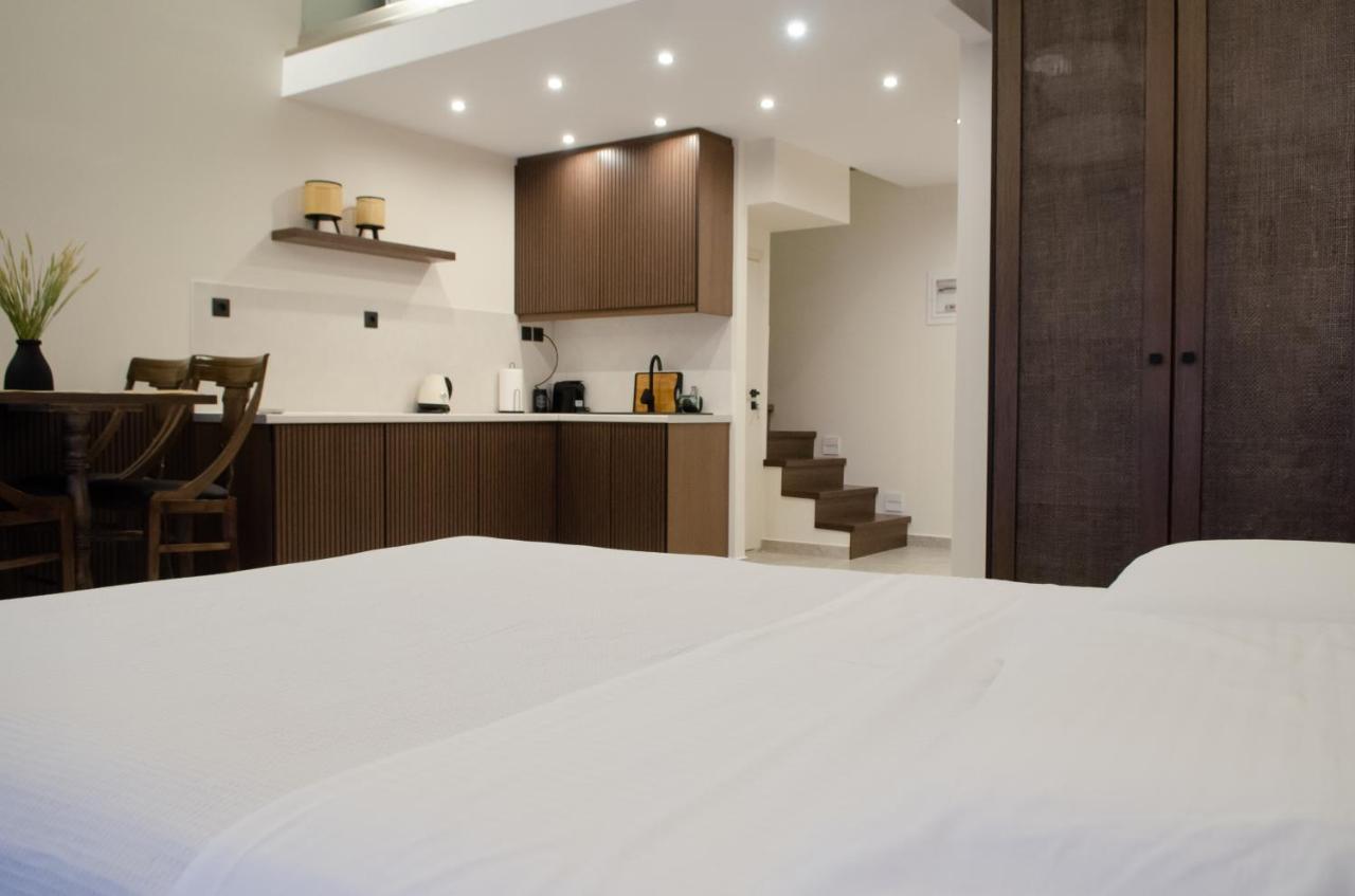 Leone Suites Навпакт Екстер'єр фото