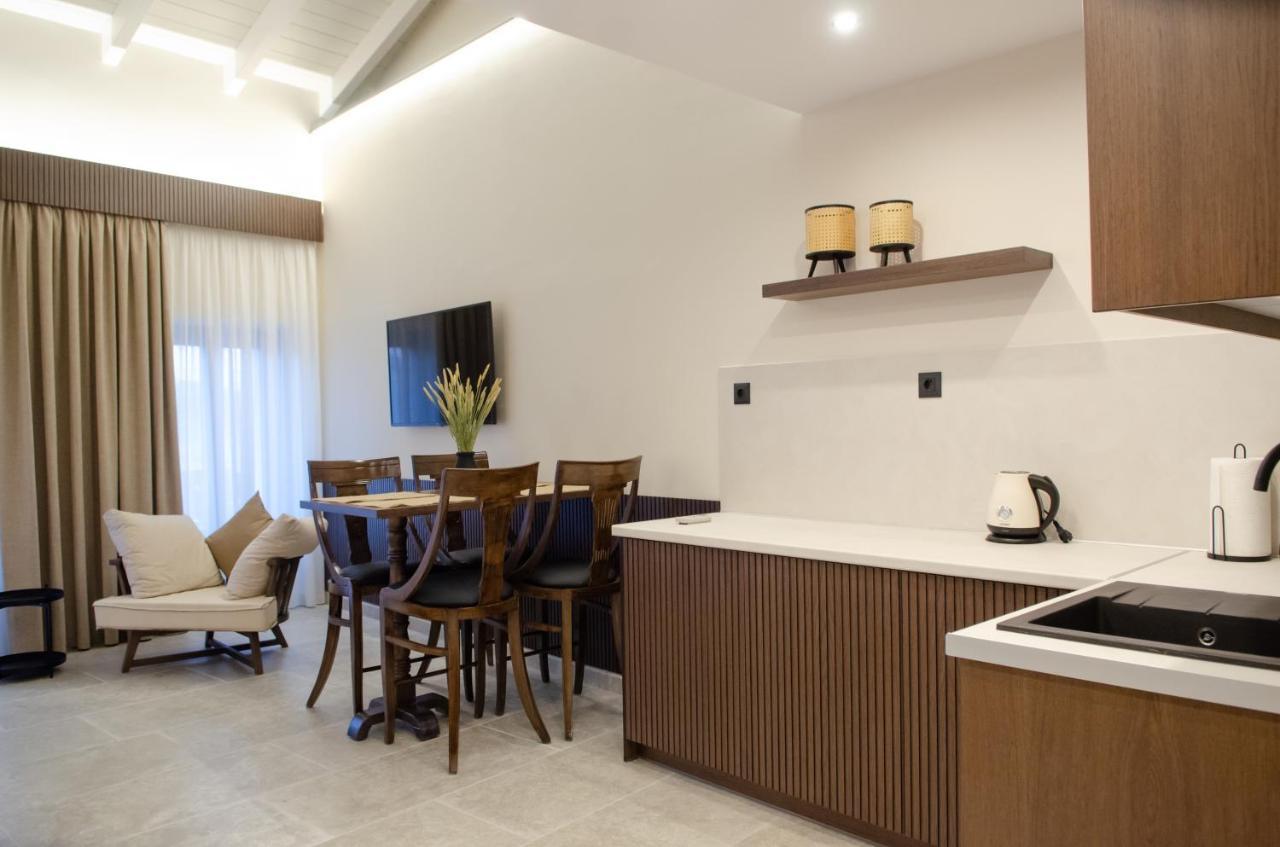 Leone Suites Навпакт Екстер'єр фото
